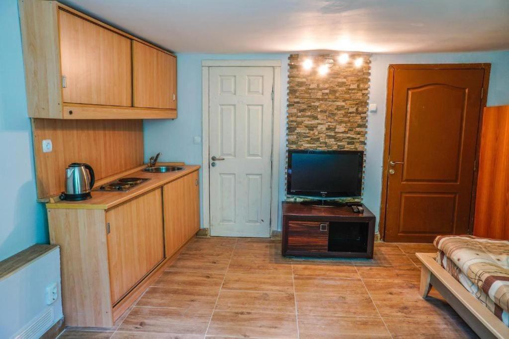 Top Center Studio 3 Софія Екстер'єр фото