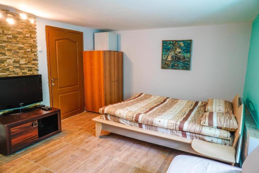 Top Center Studio 3 Софія Екстер'єр фото
