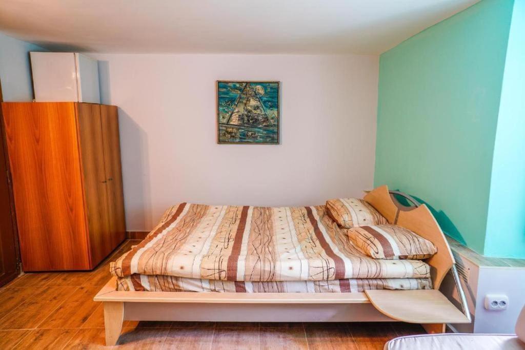 Top Center Studio 3 Софія Екстер'єр фото